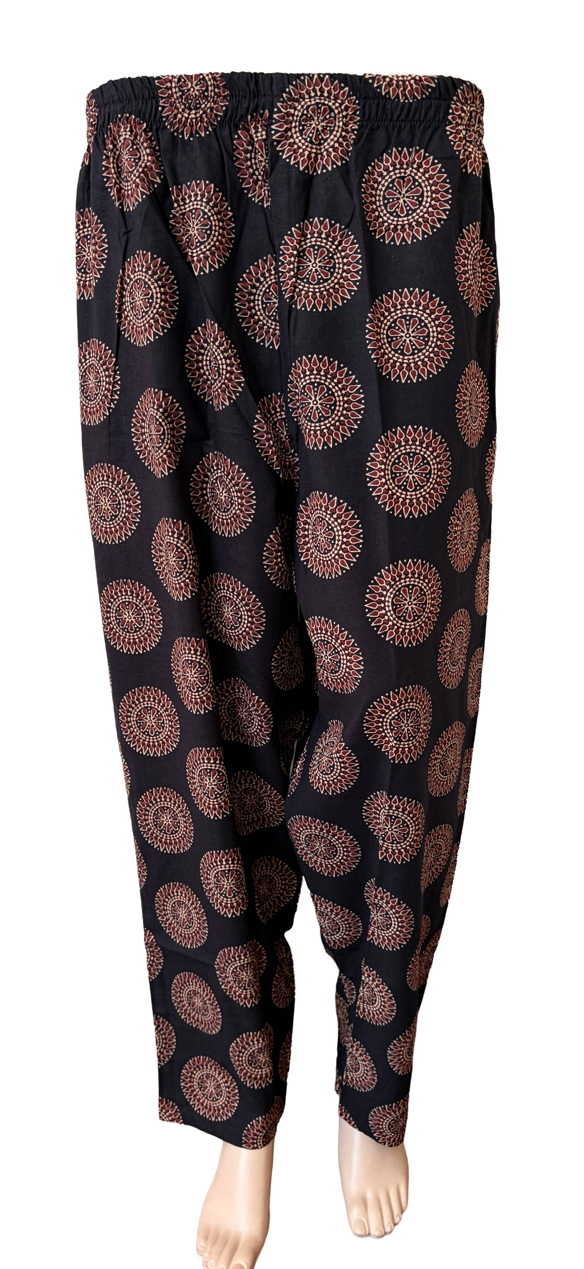 Women Co-Ord kurti with pant (Top with lining) | Ajrakh circle print black sets