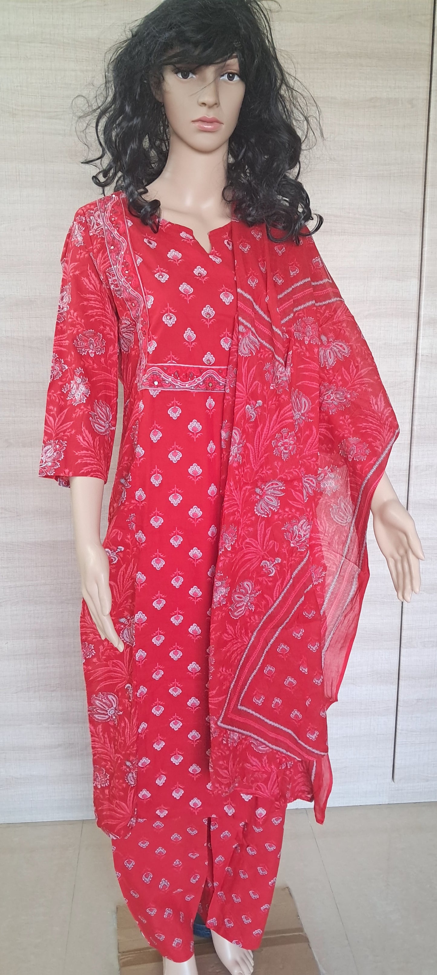 Women kurti with pant and dupatta | Straight cut | Tomato red small bhutta set