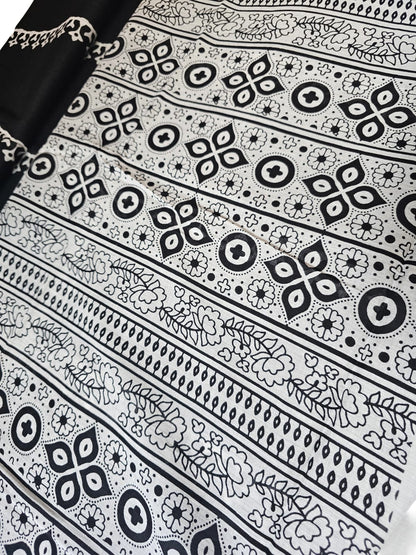 Mul Mul Cotton Saree | Lace bhutta in black