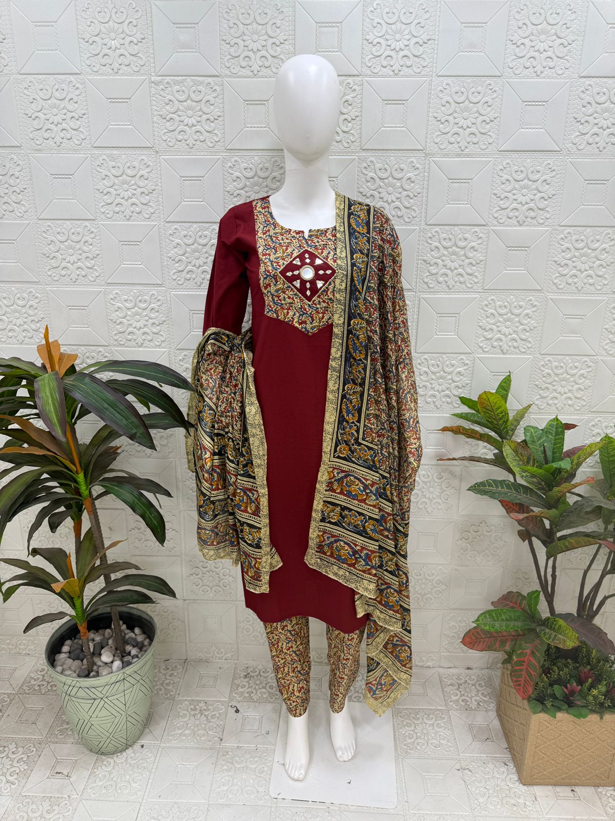 Women kurti with pant and dupatta |Red maroon kalamkaari sets | Dabuset