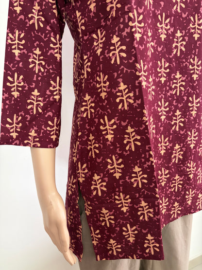 Women's Cotton Short Kurti | Maroon printed short top