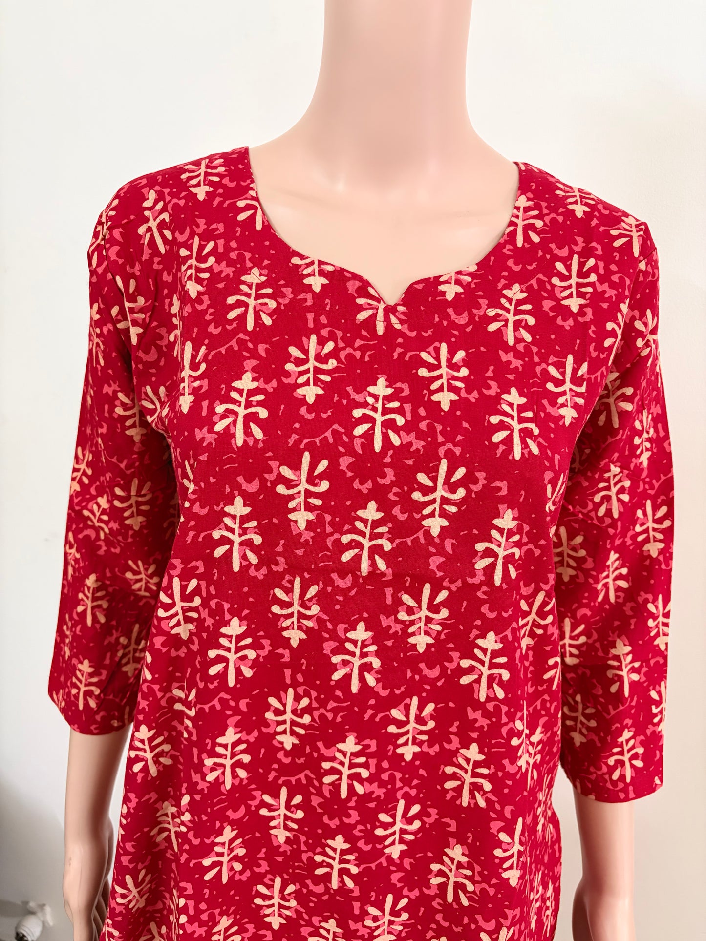Women's Cotton Short Kurti | Tomato red printed short top