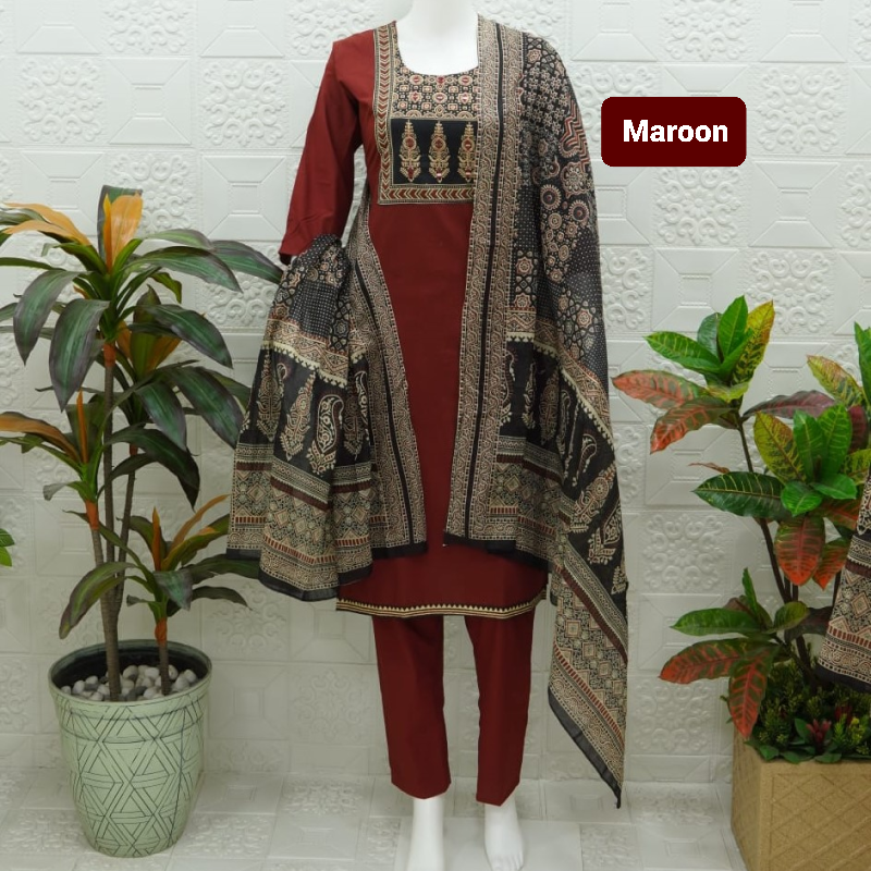 Women kurti with pant and dupatta | Maroon long tree print sets | DABUSET