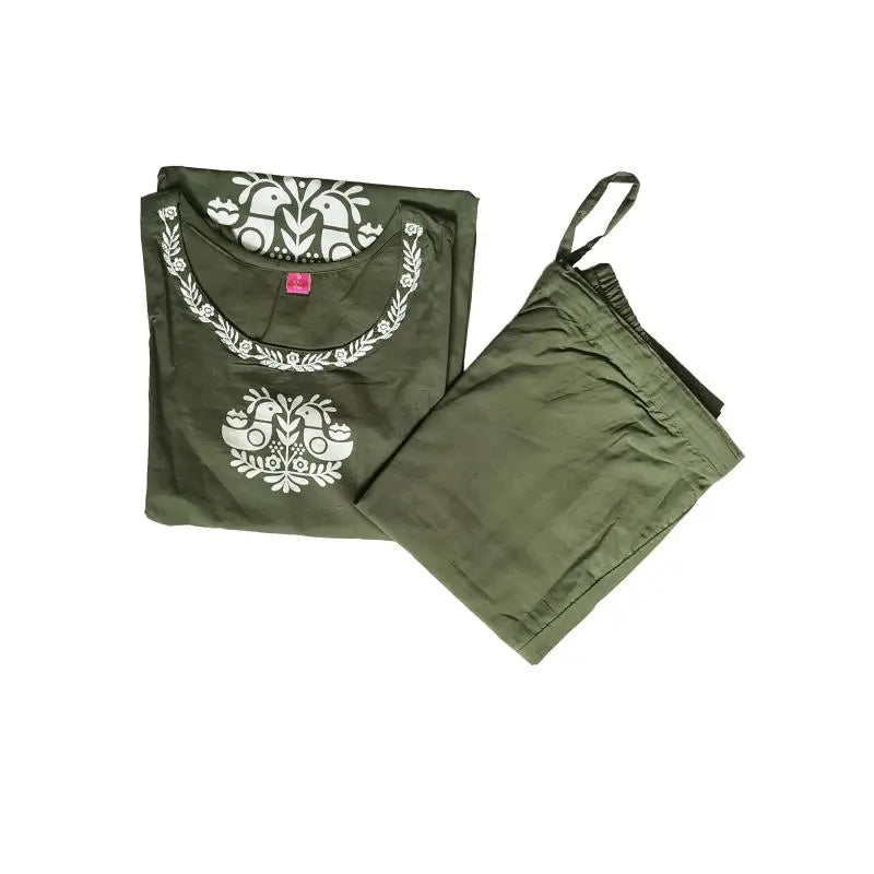Women kurti with pant | Bottle green with embroidery around neck