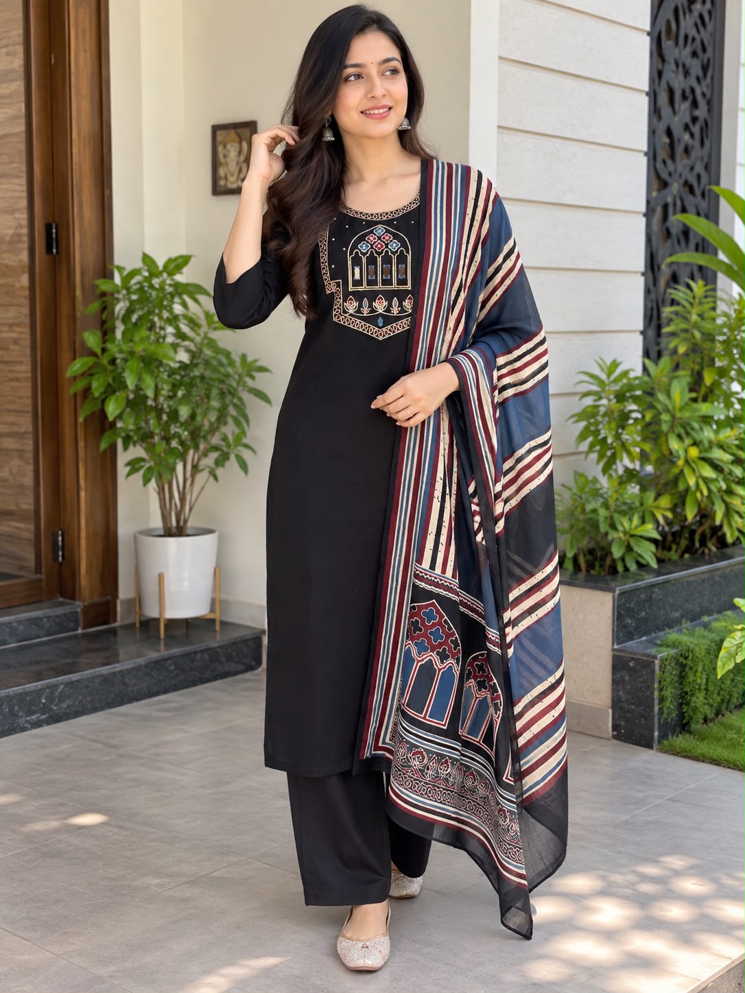 Women embroidery mirror kurti with palazzo pant and dupatta |Black color 3 piece sets | Dabuset