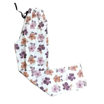 Big flowers in white