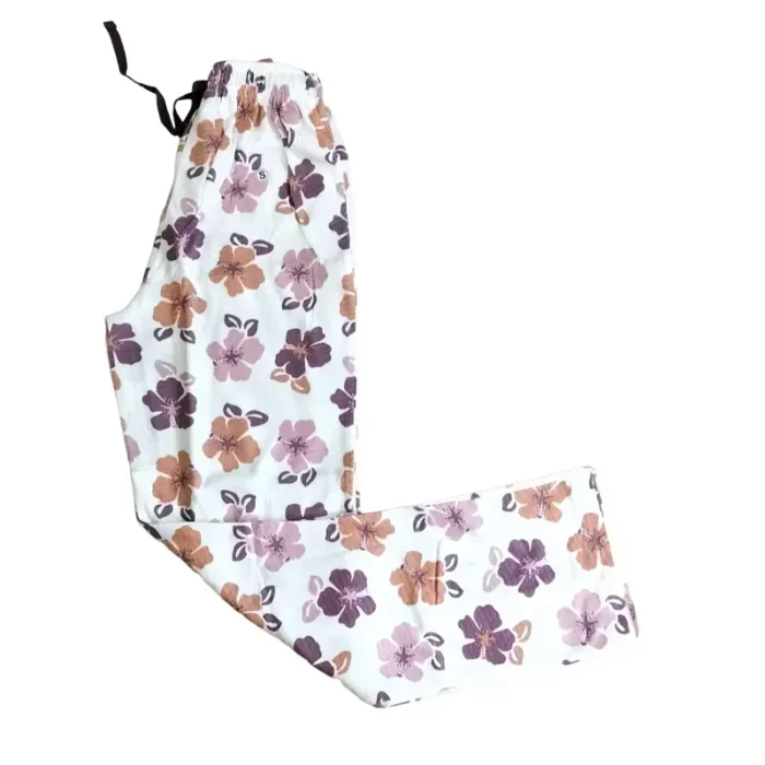 Big flowers in white